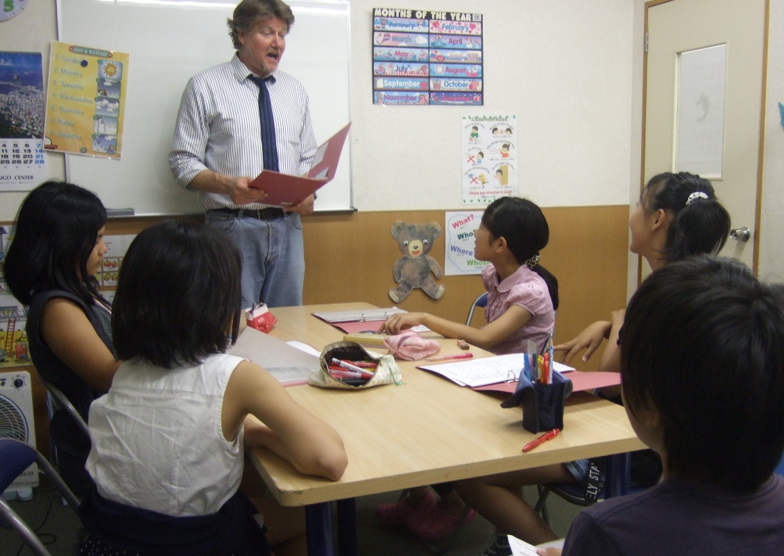 KGC国際外語センター江坂校　スピーチクラス